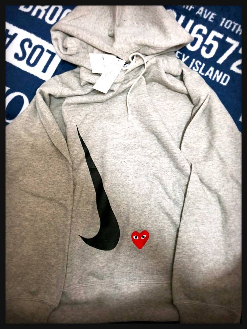 コムデギャルソン×NIKEコラボフーディ届きました！ハートマークも刺繍、スウッシ