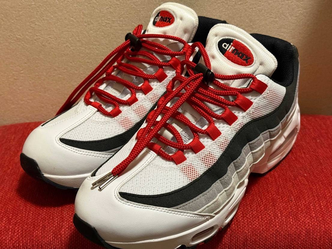🪢シューレース変更🪢
Nike Air Max 95 OG Big Bubbl