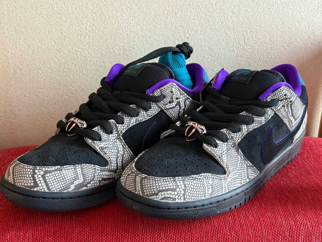 🐍久しぶりスネーク柄🐍
Dashawn Jordan × Nike SB Du