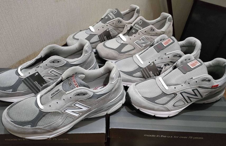 海外で頼んでた990達到着
関税等込み V2が20832円
V3が28500円