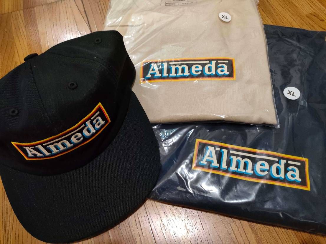 久々にアパートメント行って
AlmedaClubのBOXロゴ買いあさった😁