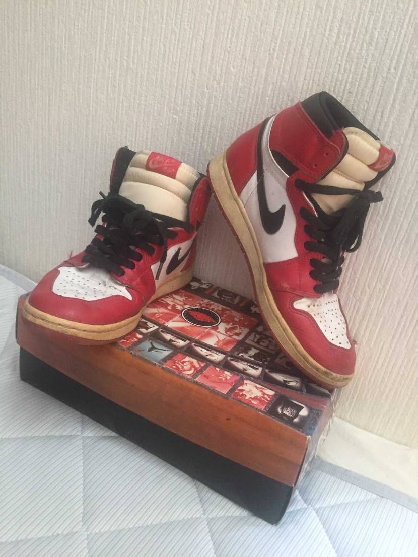 コレを買った当時、馴染みの市内にある普通のスニーカーショップに同じ日に AJ11