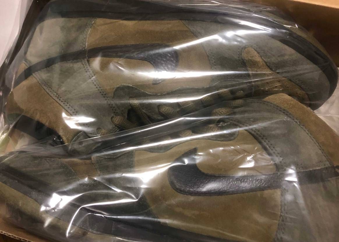 買える買えないのストレスから解放されたくて中古漁りにハマりました
箱なしや替紐