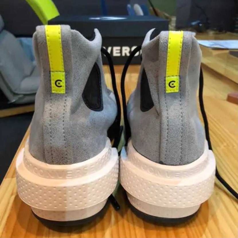 コンバース Disrupt ついに手に入れた
おれが持って