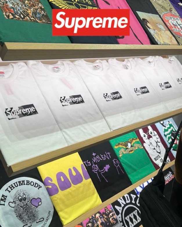 Miami Box logoいいねえ

スニダンでも商品