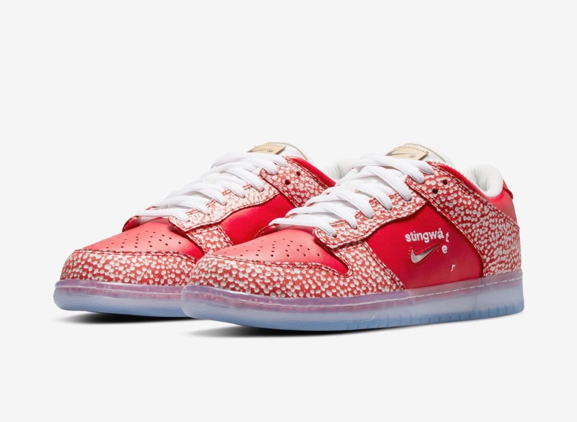 スニーカー関係ないけど夜中に放映されるのね

シャアかっ