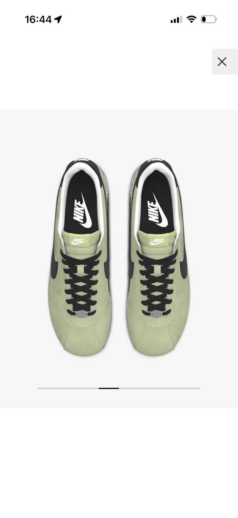 ナイキバイユーコルテッツ
このカラーリングどう思いますか？