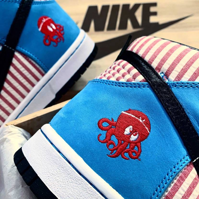 Takoyaki dunks
Osaka exclusiv