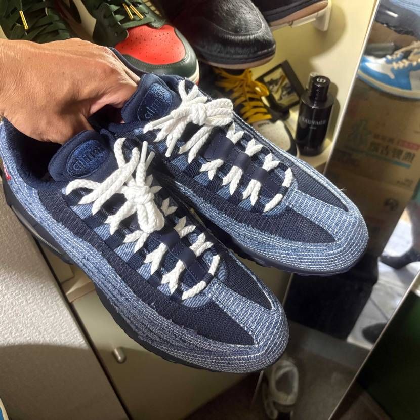 air max 95 × levis
紐替え完了したよ🐶