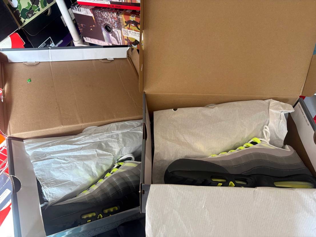 air max95 GSサイズ  7Y UK6 
自分の爆