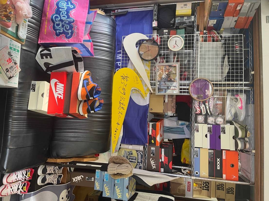 今日誕生日ということで#矢野靴店さんへ　トラヴィスとか色々あ