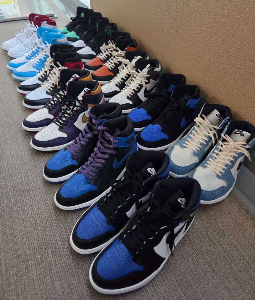 本日は購入してからシューレースを通していなかったAir Jo