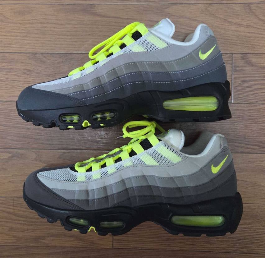 なんとかNike Air Max 95 OG Big Bubble "Neon