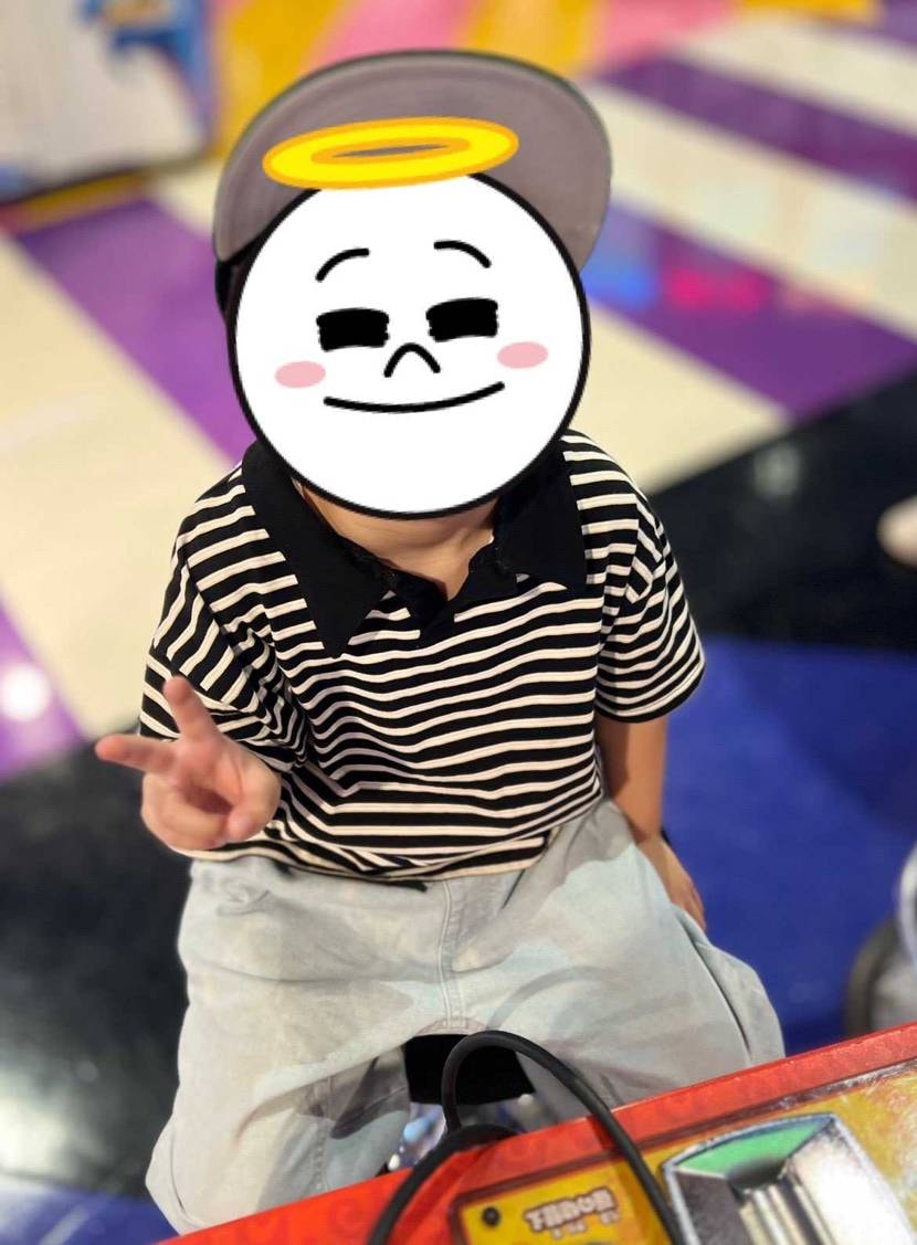 新しいおべべ着て安定のイオ。。。🚗💨
まだ②暑いし、フット