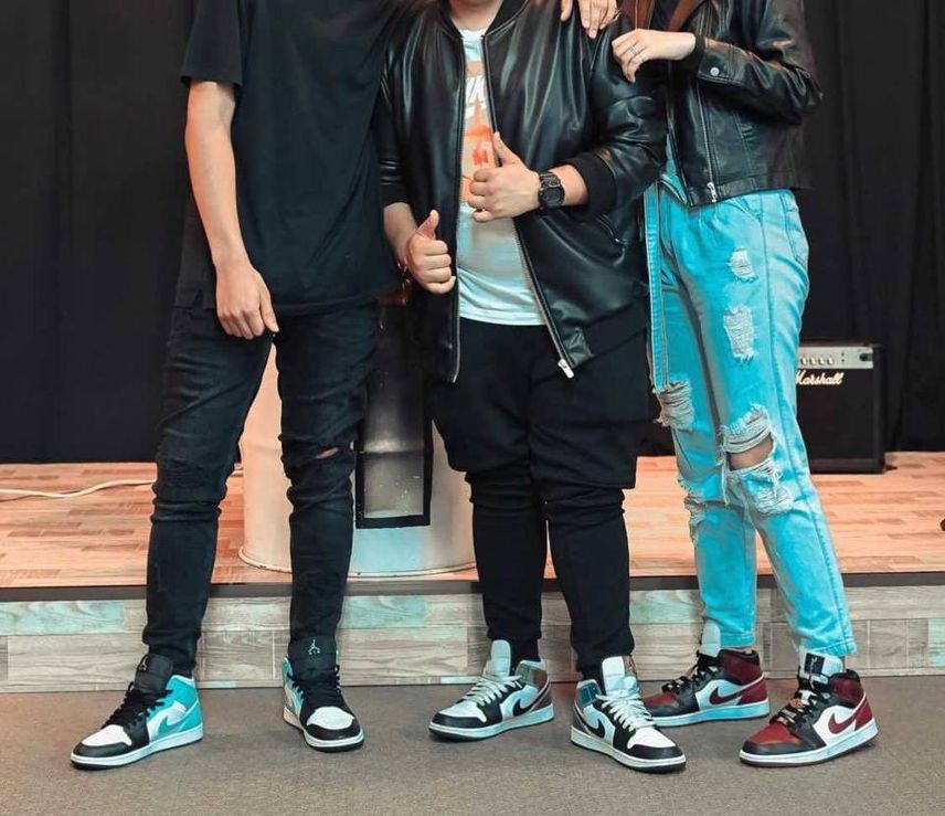 ジョーダン好きの3人組
🚹🚹🚺