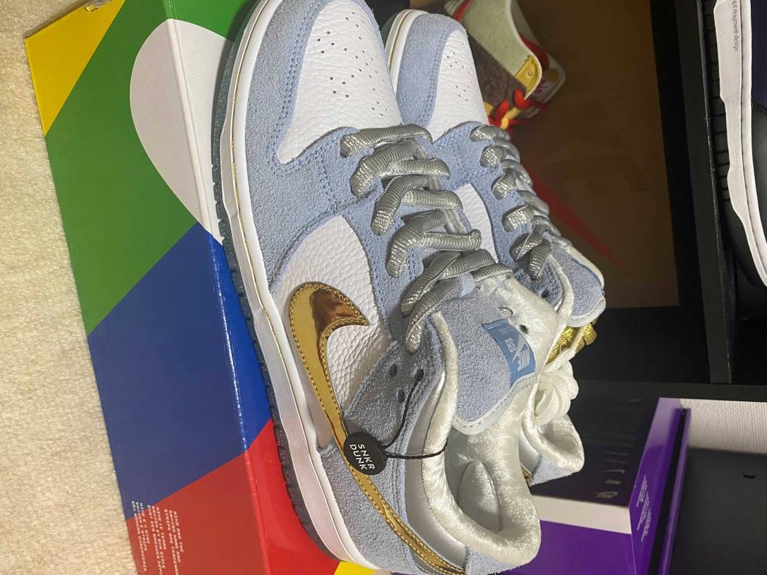 今回ショーンクライヴァーを購入したのですが、開封してからスニーカーにNIKEの黒