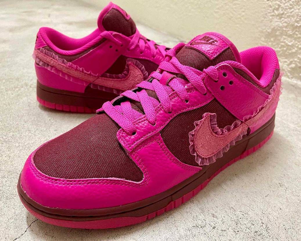 5月18日
NIKE WMNS DUNK LOW "Valentines Da