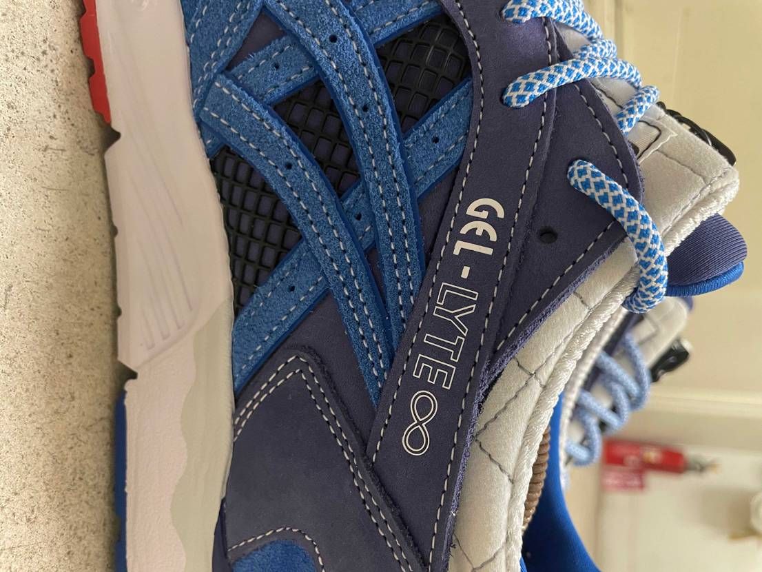 8月8日
ASICS SportStyle GEL-L