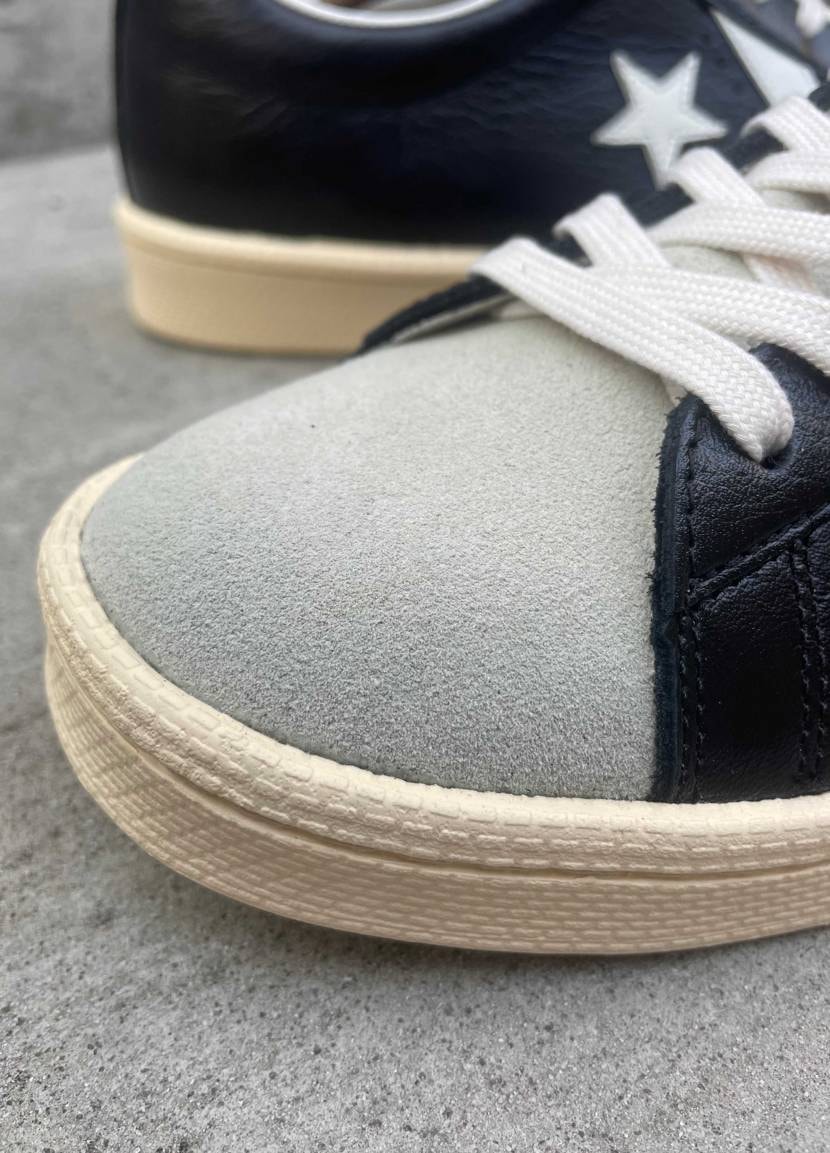 3月21日 
CONVERSE PROLEATHERJVT