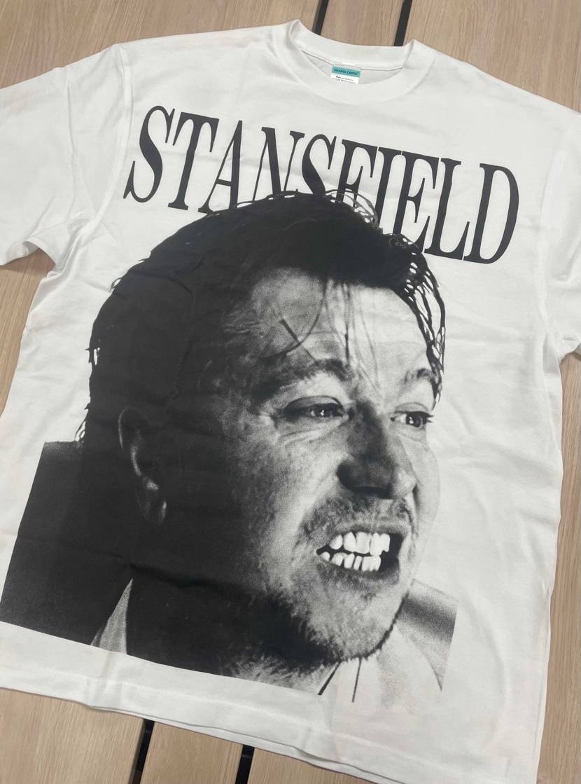 10月7日”STAN” TEE


シカリオさんから久々に購入したのは
