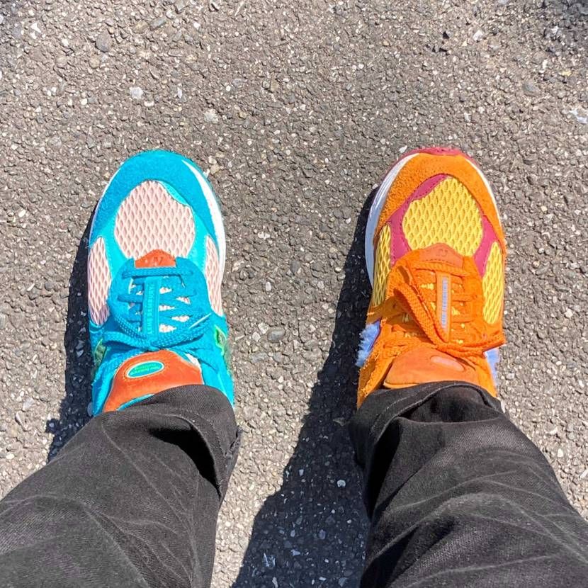 両方履いて家を出た…