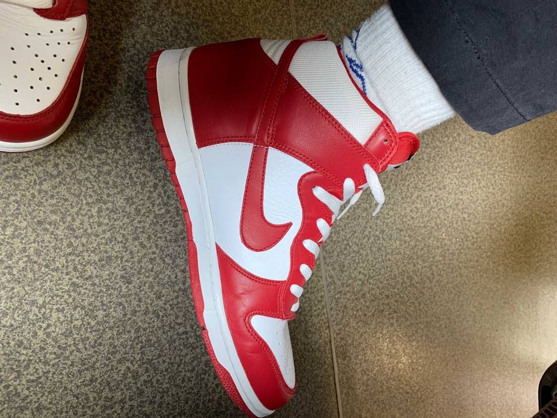 このダンクハイはいつ販売されたものですか？