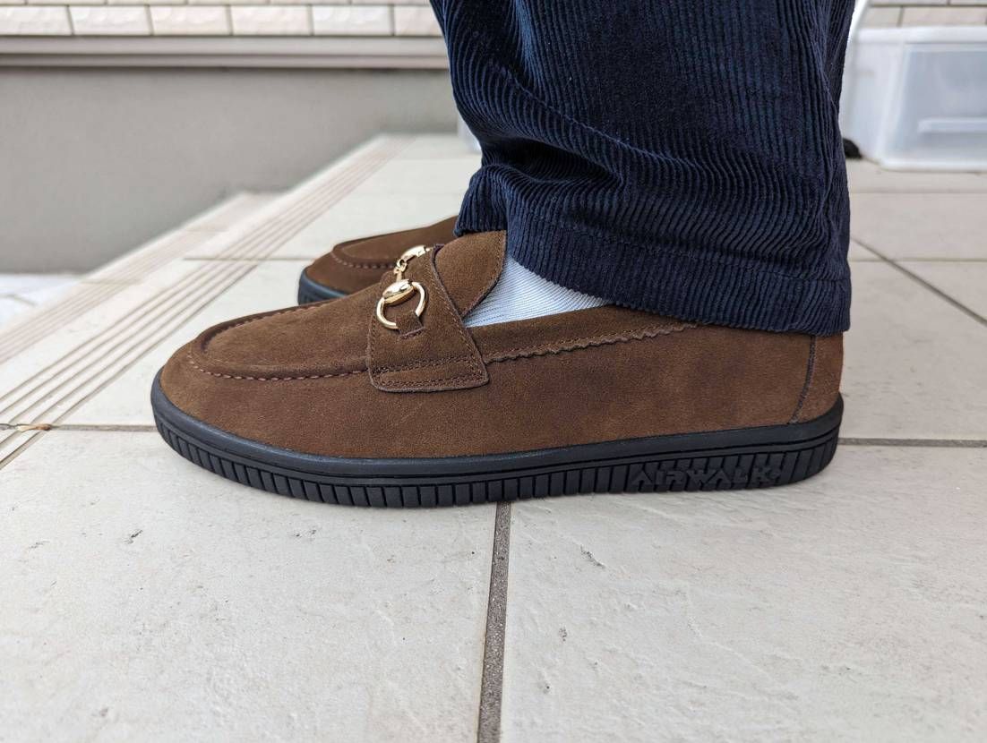 普通のスニーカーに飽きてきた方たちへ送るairwalk deckout👞
めっ