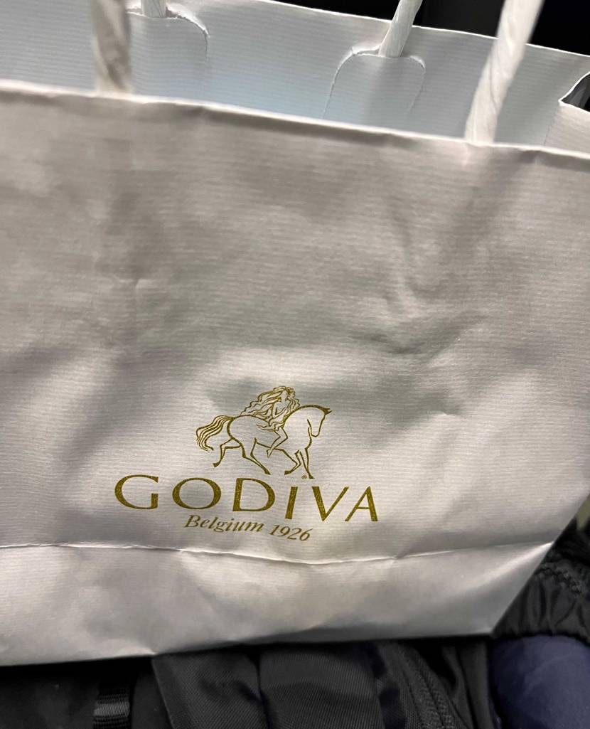 やべぇークイズダメだーみんな今日は！ホワイトデーですよ🫵しっ