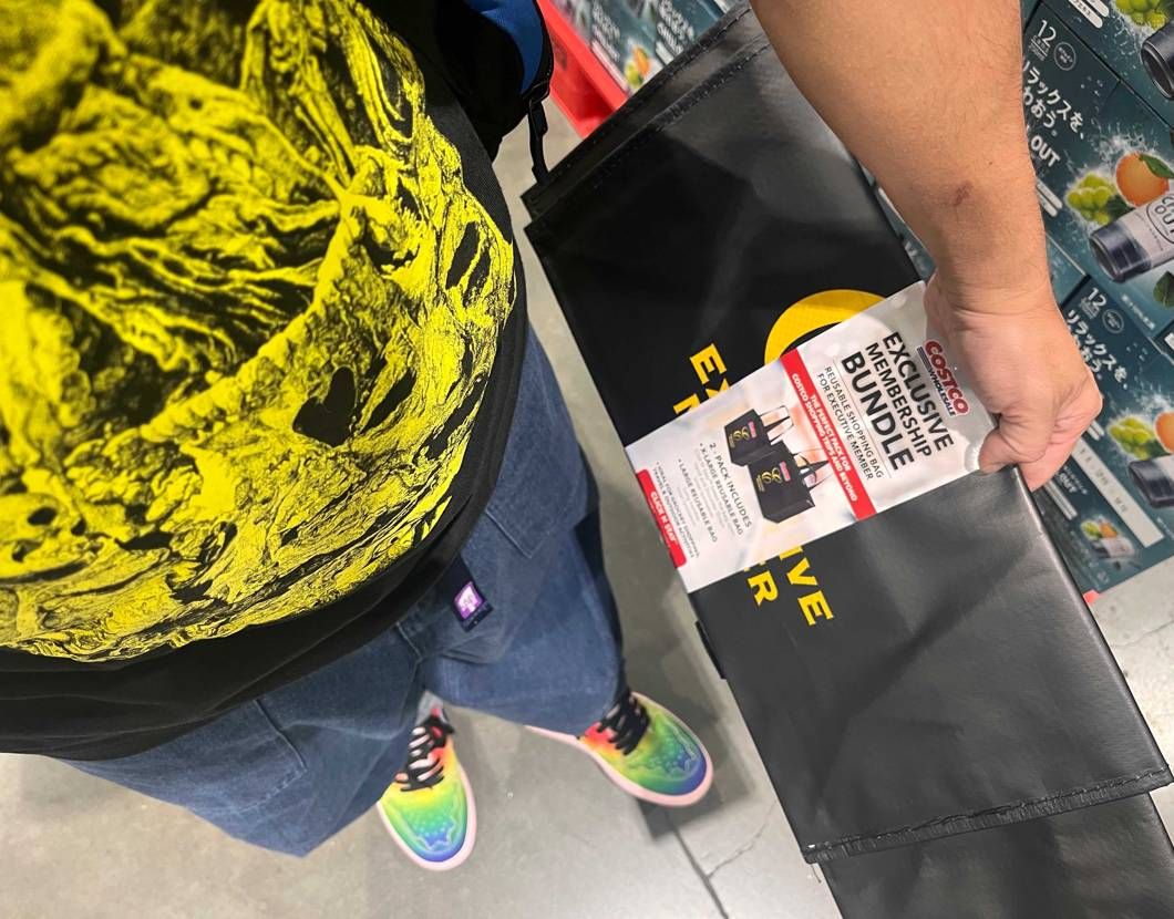 おばんです🙇コストコ会員なりました😁めっちゃ混んでました今日は。暑くてハイテンシ