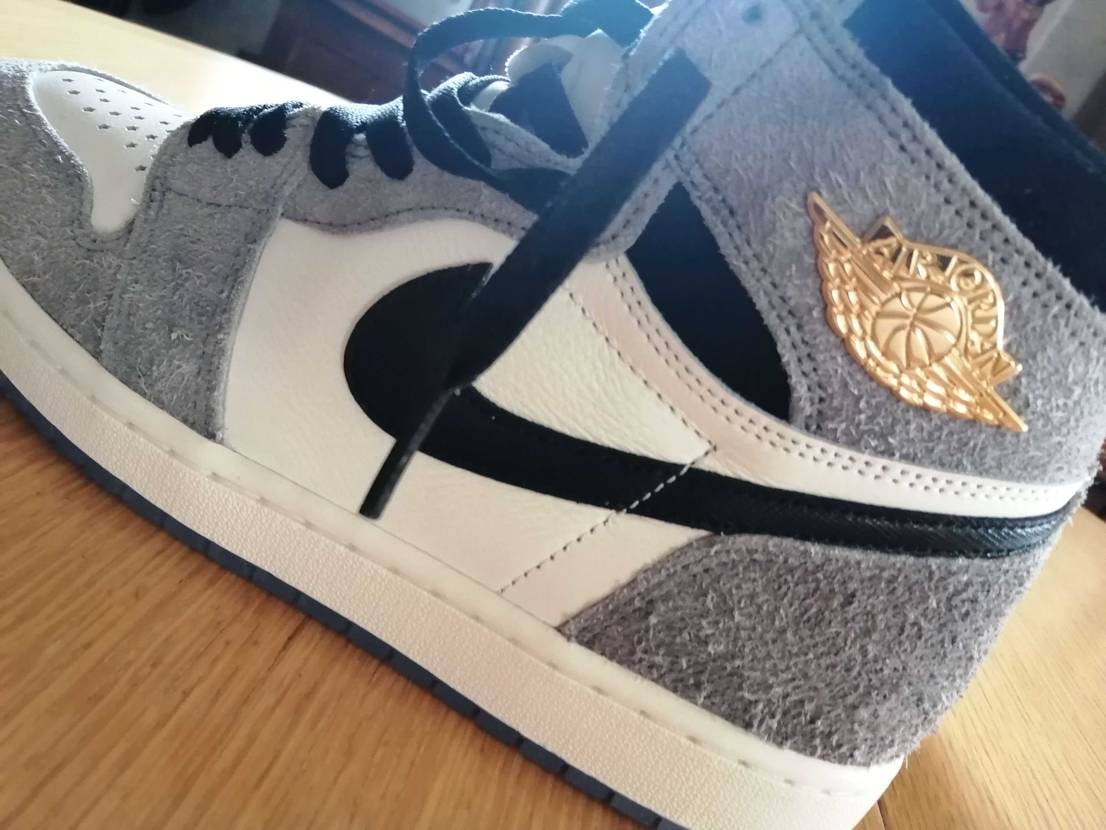 いい感じ。特別感があって良き！
Diorジョーダン持ってないけど、カラーリング