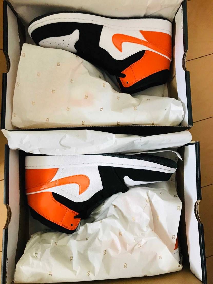 普通にあった在庫、undefeatedで買い

いまはもう結構なプレ値
