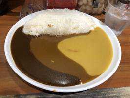 黄レンジャイ(出品者)