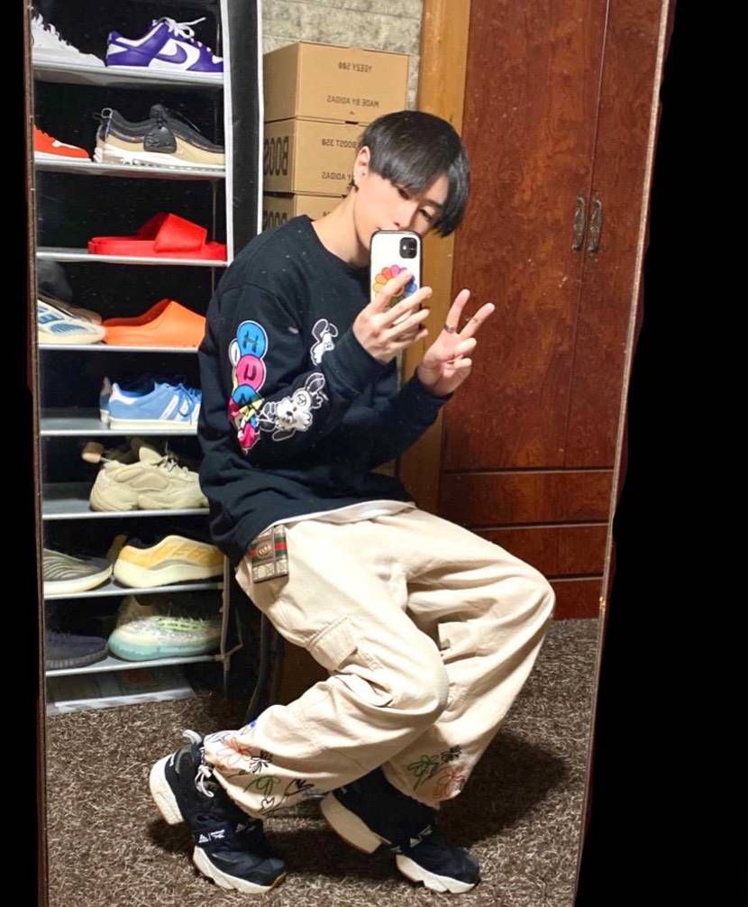 白黒ポンプはオールドスクール並に使い勝手がいい🤤
今になって白が欲しくなって