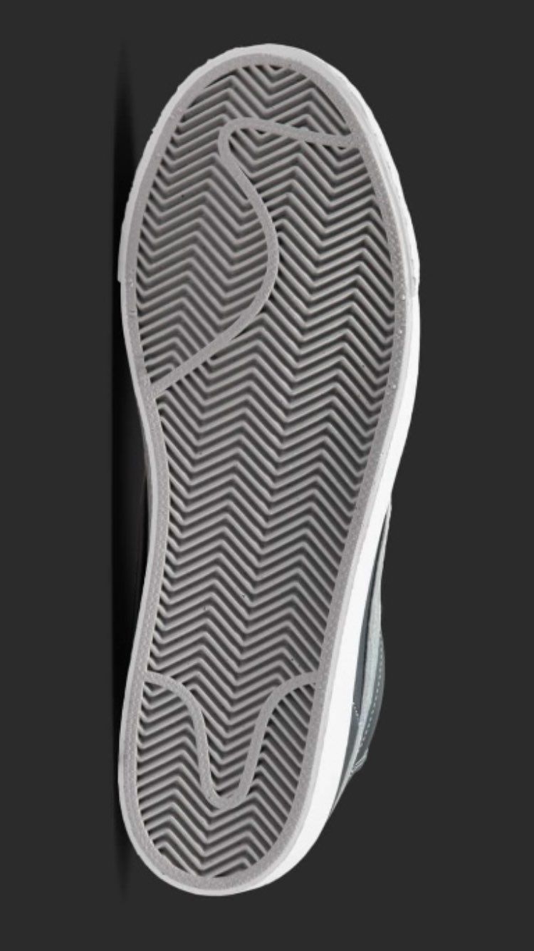 ブレーザーとスーパースターのソールってこんなにソックリなんで