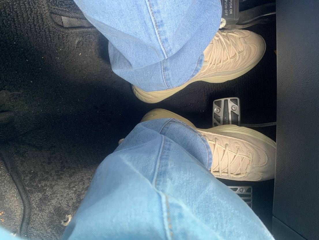 今日は珍しい平日休み👀
服買ってマック買って帰宅🍔 🍟
呑むぞー