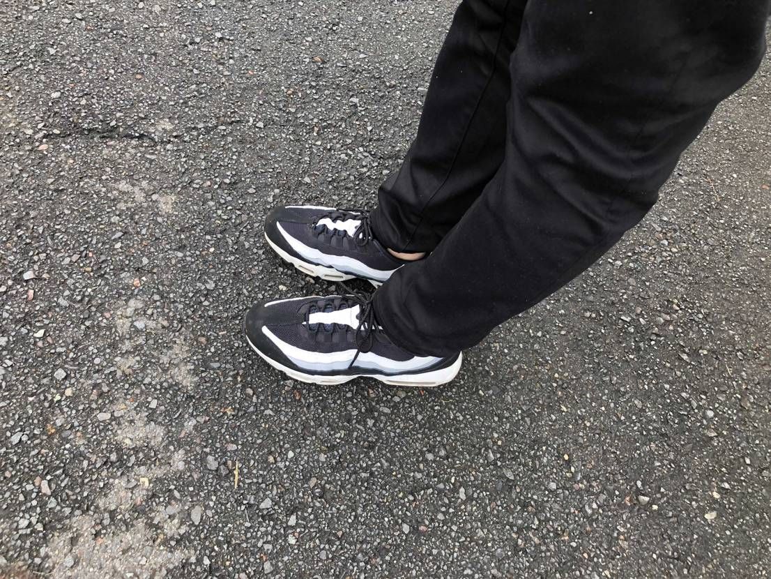 そろそろ仕事用のエアマックス洗ってあげないといかんなぁ💦
