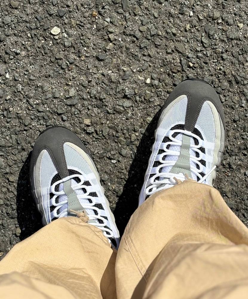 高校3年以来のairmax95🤗
約27年ぶりに装着。
