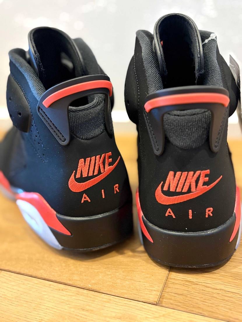 初のaj6が到着！
バシバシかっこいい😎やん！
ガシガシ履きますか！
この