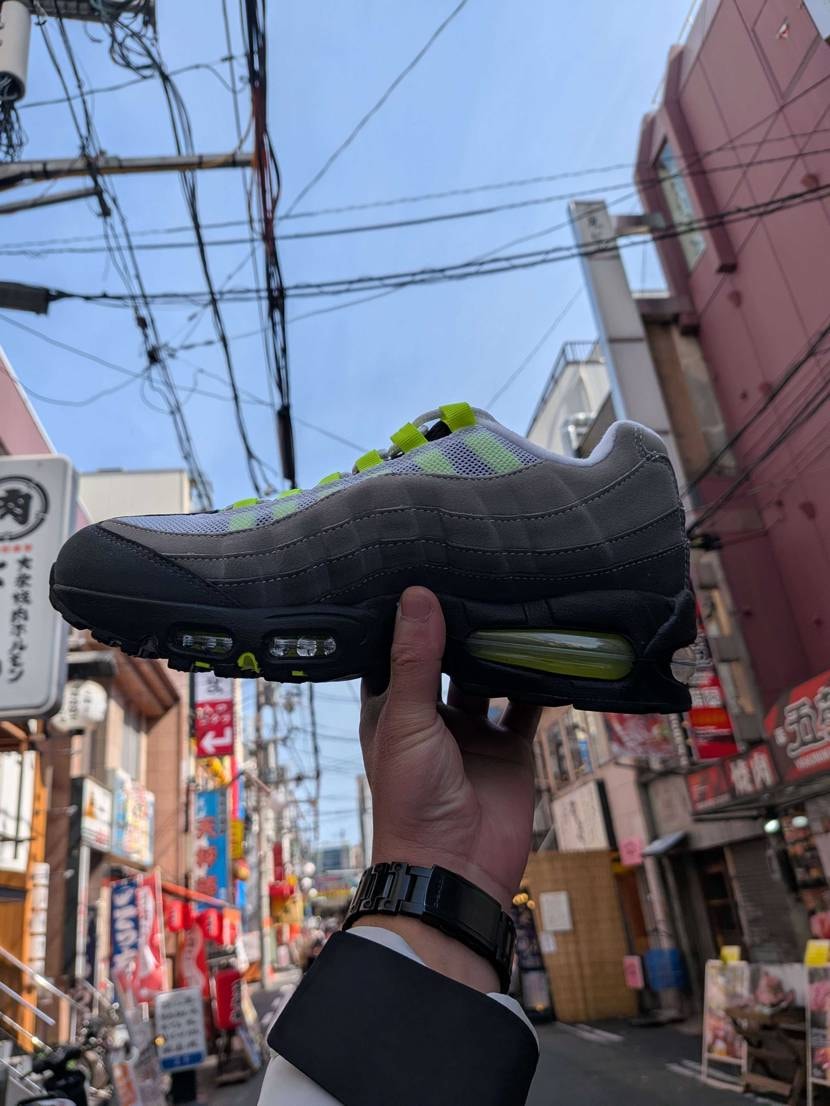 憧れ続けたイエロー。すべてのスニーカー好きに感謝。