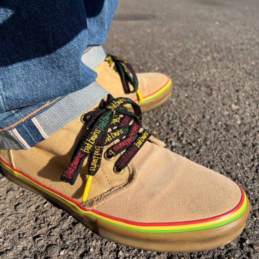 今日スニ
09年製 Vans VAULT Chukka Boot LX Bad