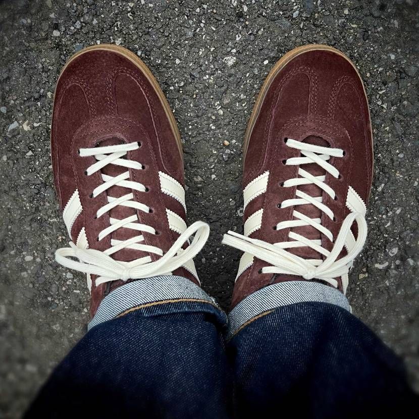 昨日スニ

そろそろ梅雨用も買わなきゃ…
ケッズの強撥