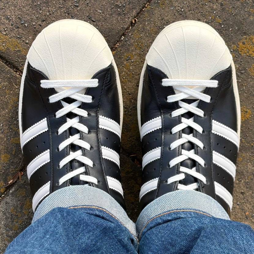 今日と最近スニ

やはり8穴は正義😊

BLACK FRIDAYの魔力は