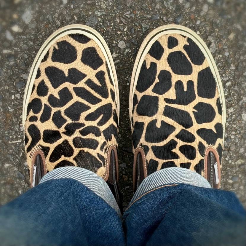 今日と最近スニ

やはり8穴は正義😊

BLACK 