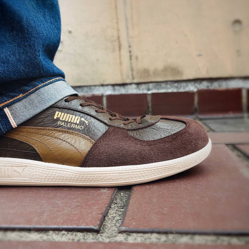 今日スニ
(Serial Numbered 384/410 pairs)
