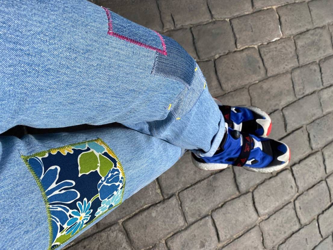 ディズニーシー来園！！ジョーダン1をはきたかったけど、足の負担を考えてブーストポ