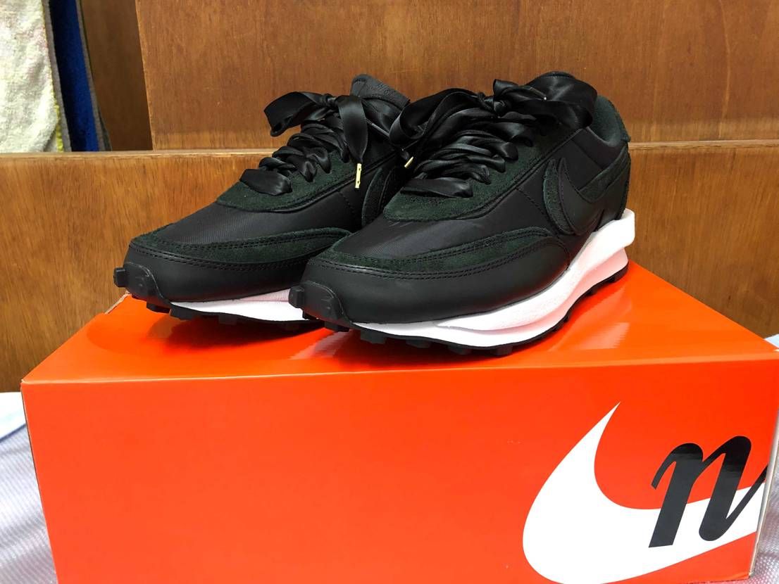 ナイキサカイやっと買いました！
写真とあうパンツありますか？