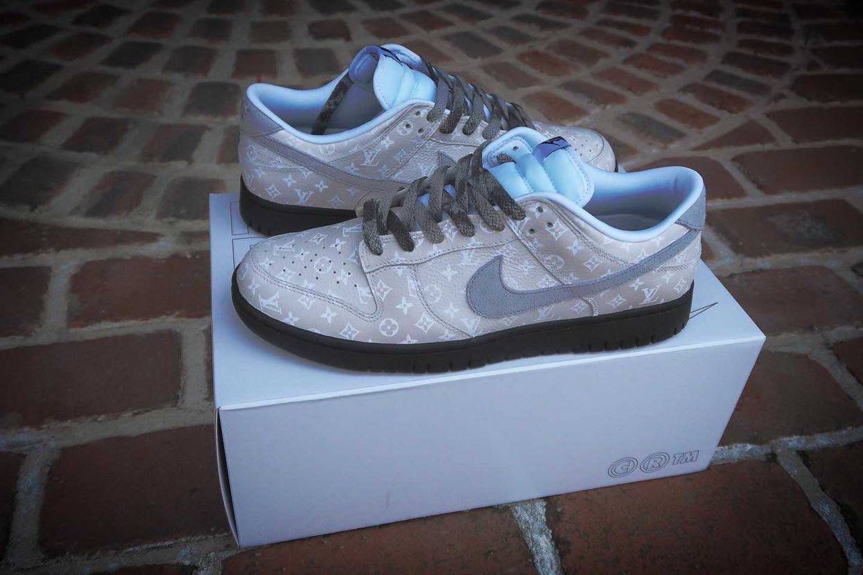 NIKE BY YOU " VUITTON " paint