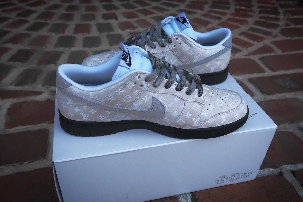 NIKE BY YOU " VUITTON " paint