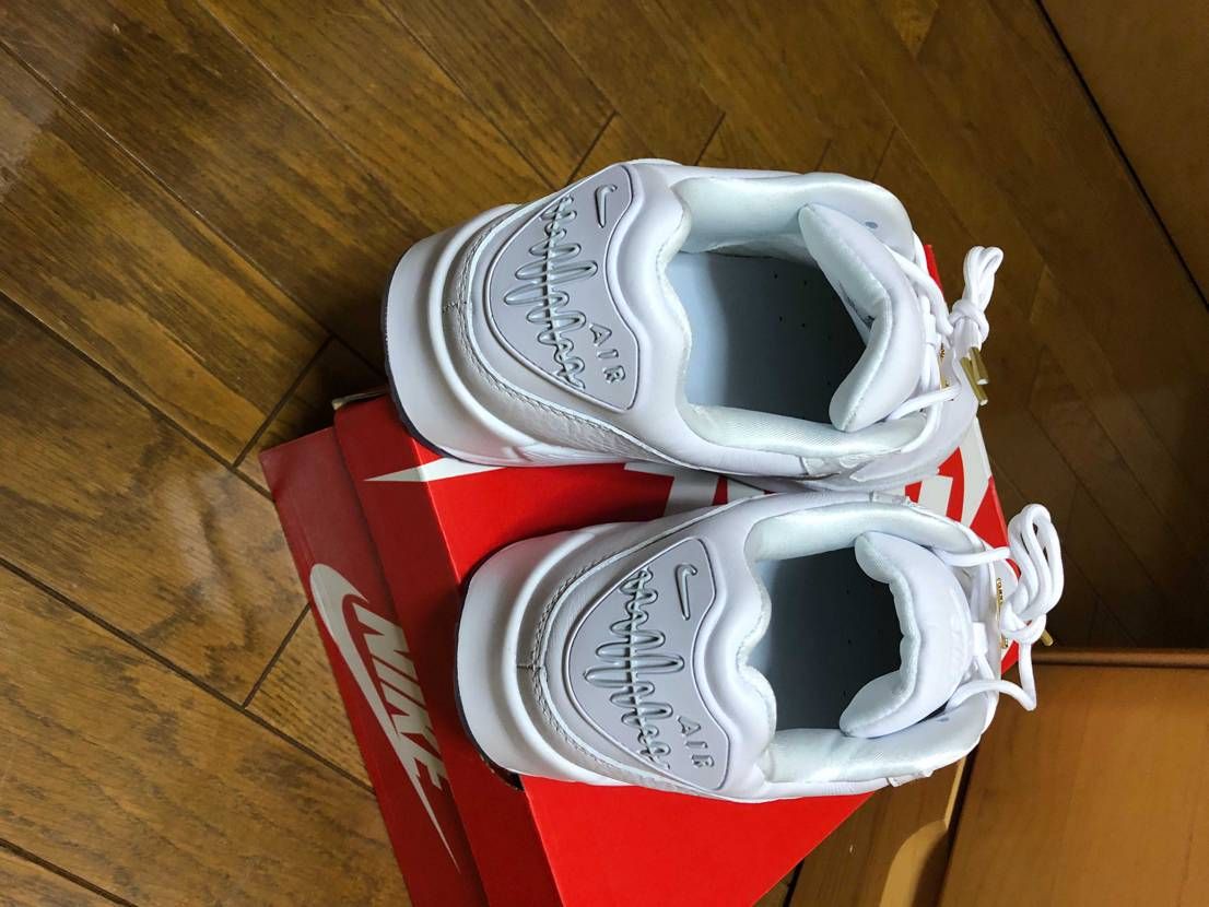 初Air max90です。
HANONから届きました。