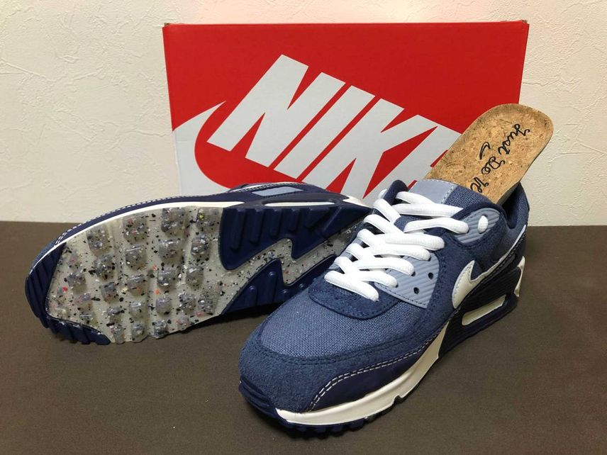 atmosより本日着弾👟
噂のサイレント配送やったわ!
シューレースチェン